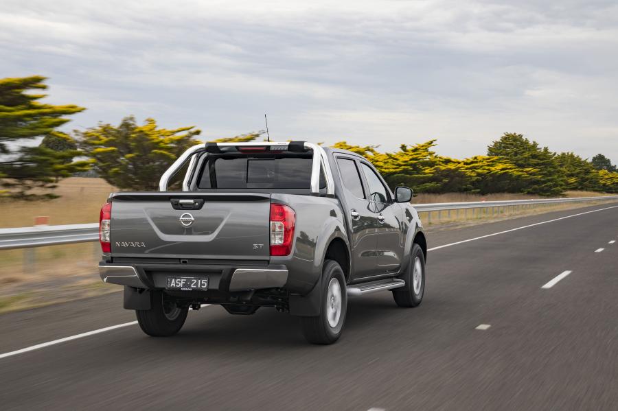  Nissan Navara ST Dual Cab (D23) 2017 года  (AU) (фото 3 из 29)